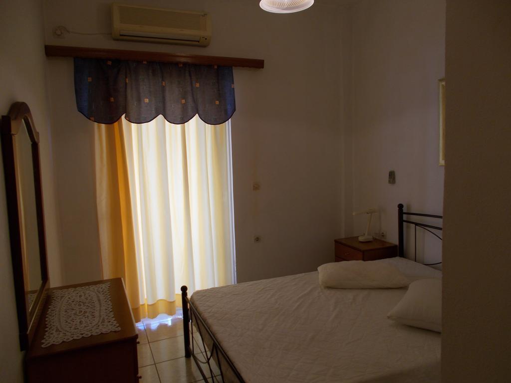 לאוטרה אדיפסאו Helios&Thalassa Rooms מראה חיצוני תמונה