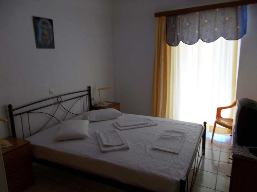 לאוטרה אדיפסאו Helios&Thalassa Rooms מראה חיצוני תמונה
